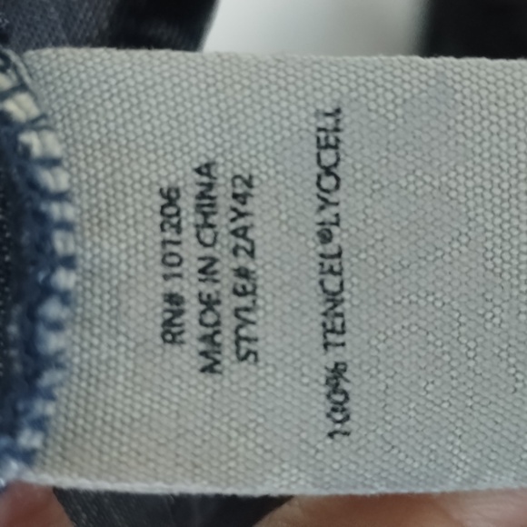 Soft Sorroundings Chambray Georgica Blouse - Picture 9 of 9